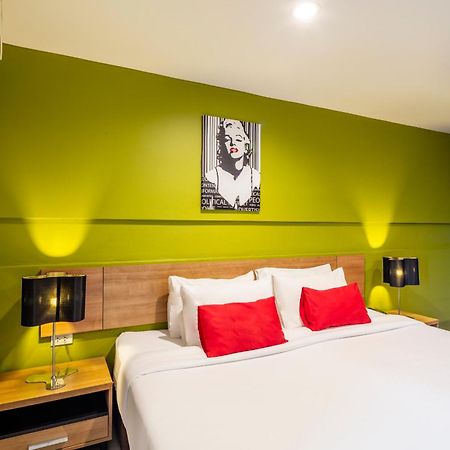 Livotel Hotel Lat Phrao Bangkok Pokoj fotografie